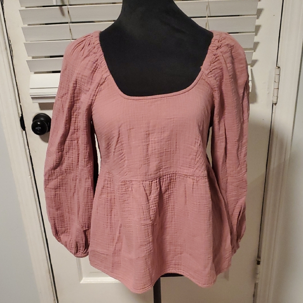 Universal Thread Women's Pink Peasant Top